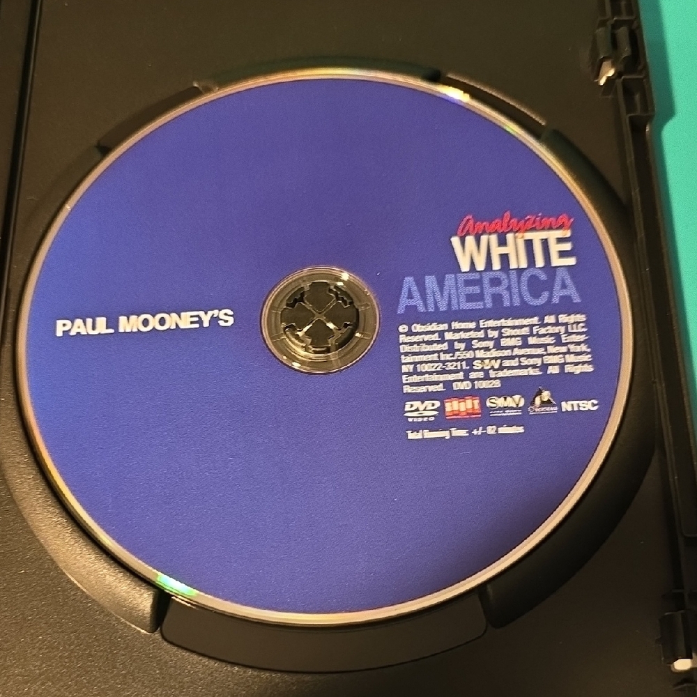 Analyzing White America DVD - Picture 6 of 7